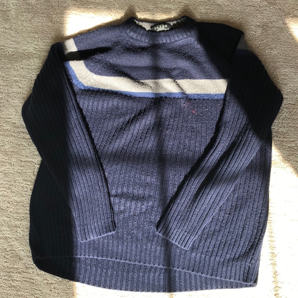 Men’s single stripe sweater